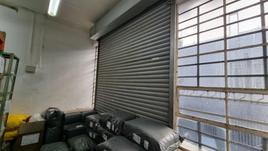 To Let Commercial Property for Rent in Woodstock Western Cape